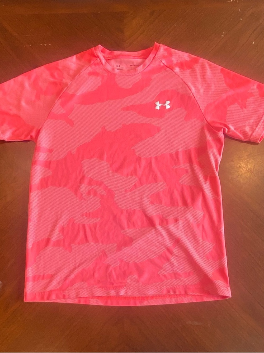 Mens S Under Armour Neon Pink Camo Athletic Tee Sports